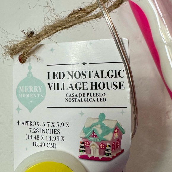 LED Nostalgic Village House - Picture 3 of 3